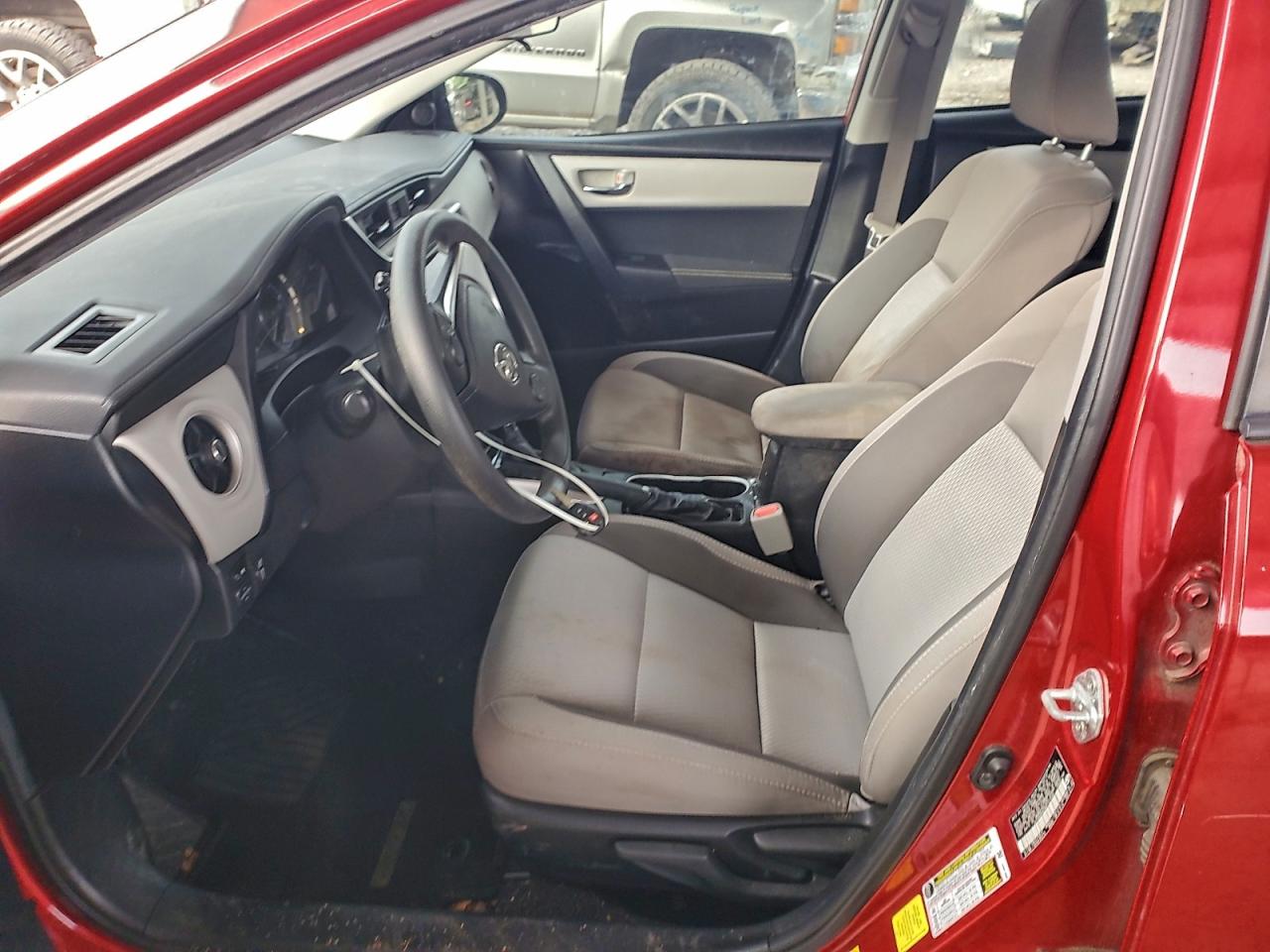 2017 TOYOTA COROLLA L photo 7