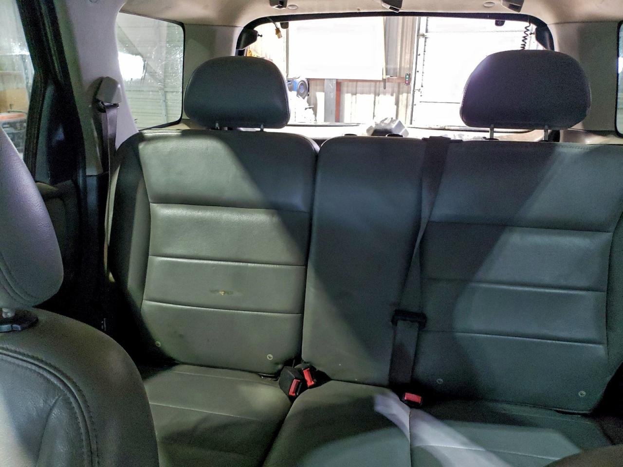 2005 FORD ESCAPE XLT photo 10
