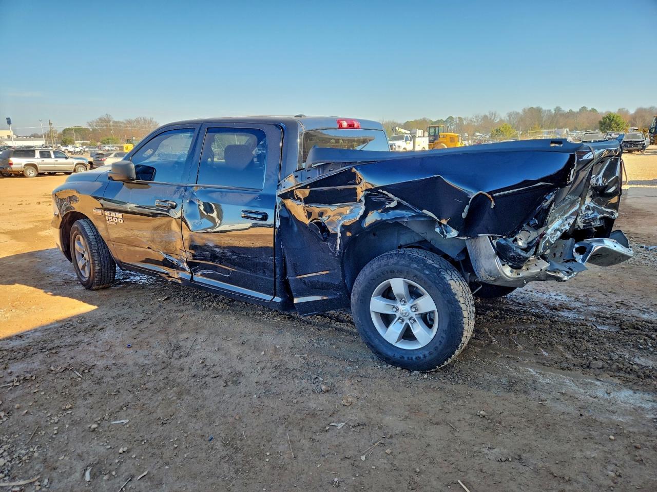 2021 RAM 1500 CLASSIC SLT photo 2