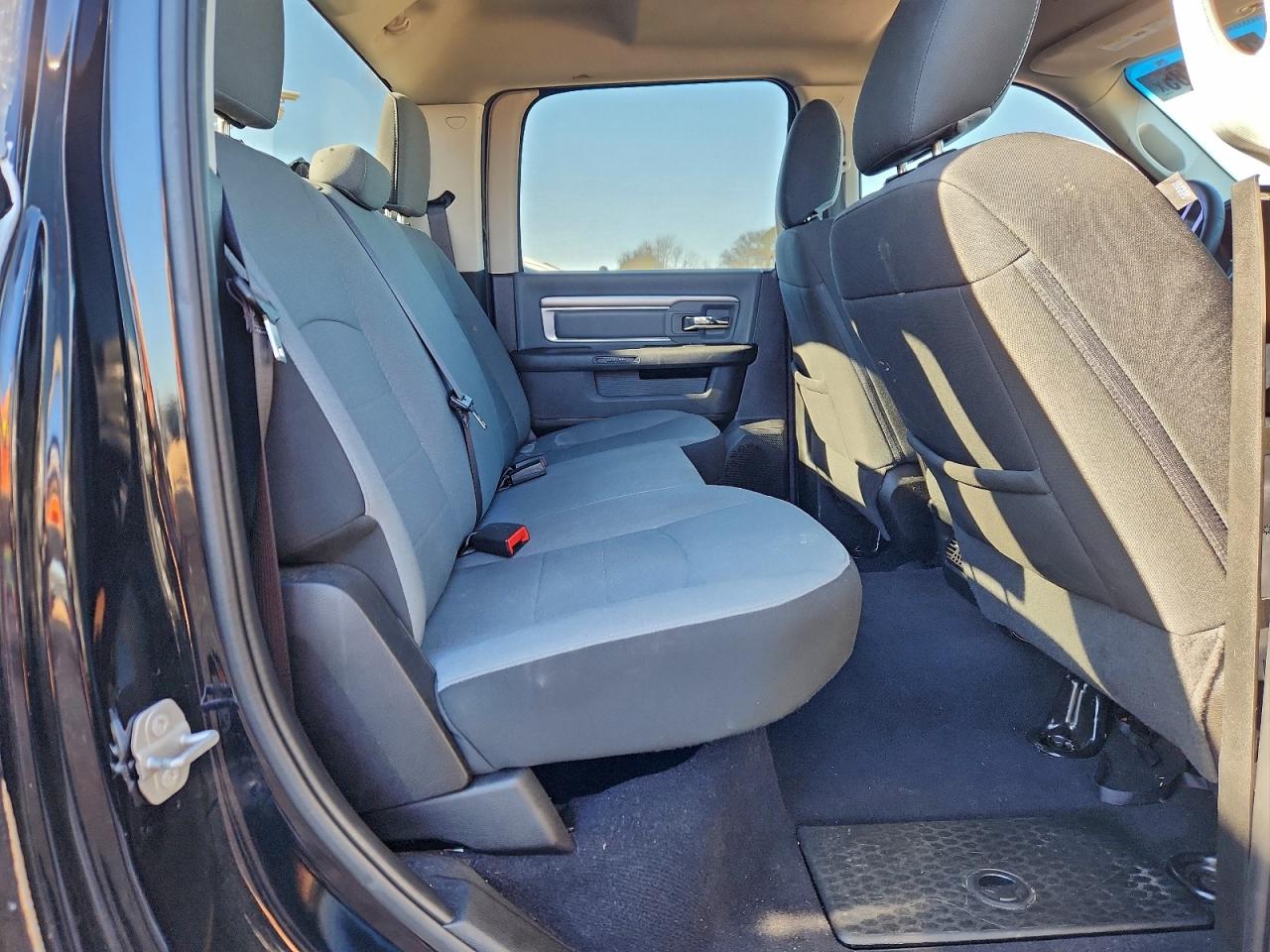 2021 RAM 1500 CLASSIC SLT photo 10