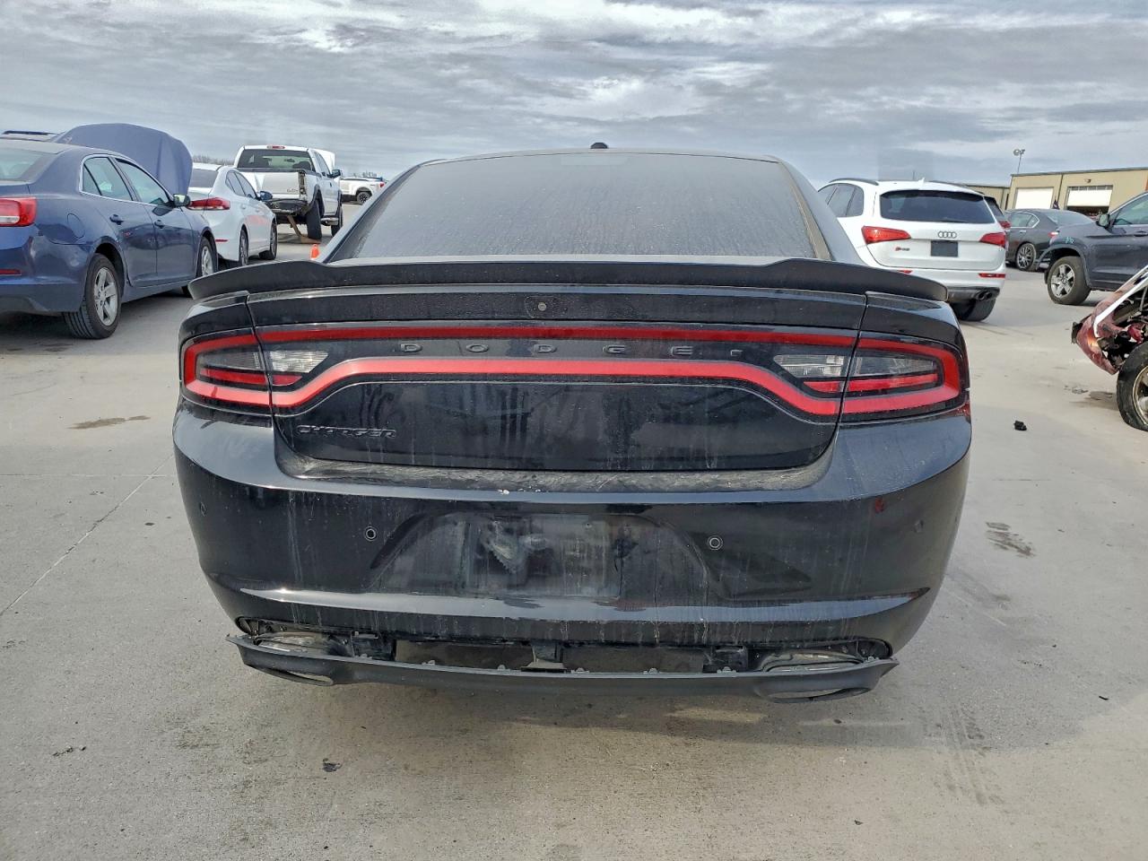 2020 DODGE CHARGER SXT photo 11