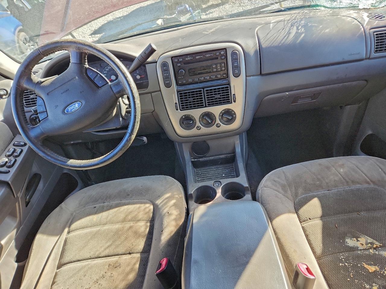 2005 FORD EXPLORER XLT photo 8