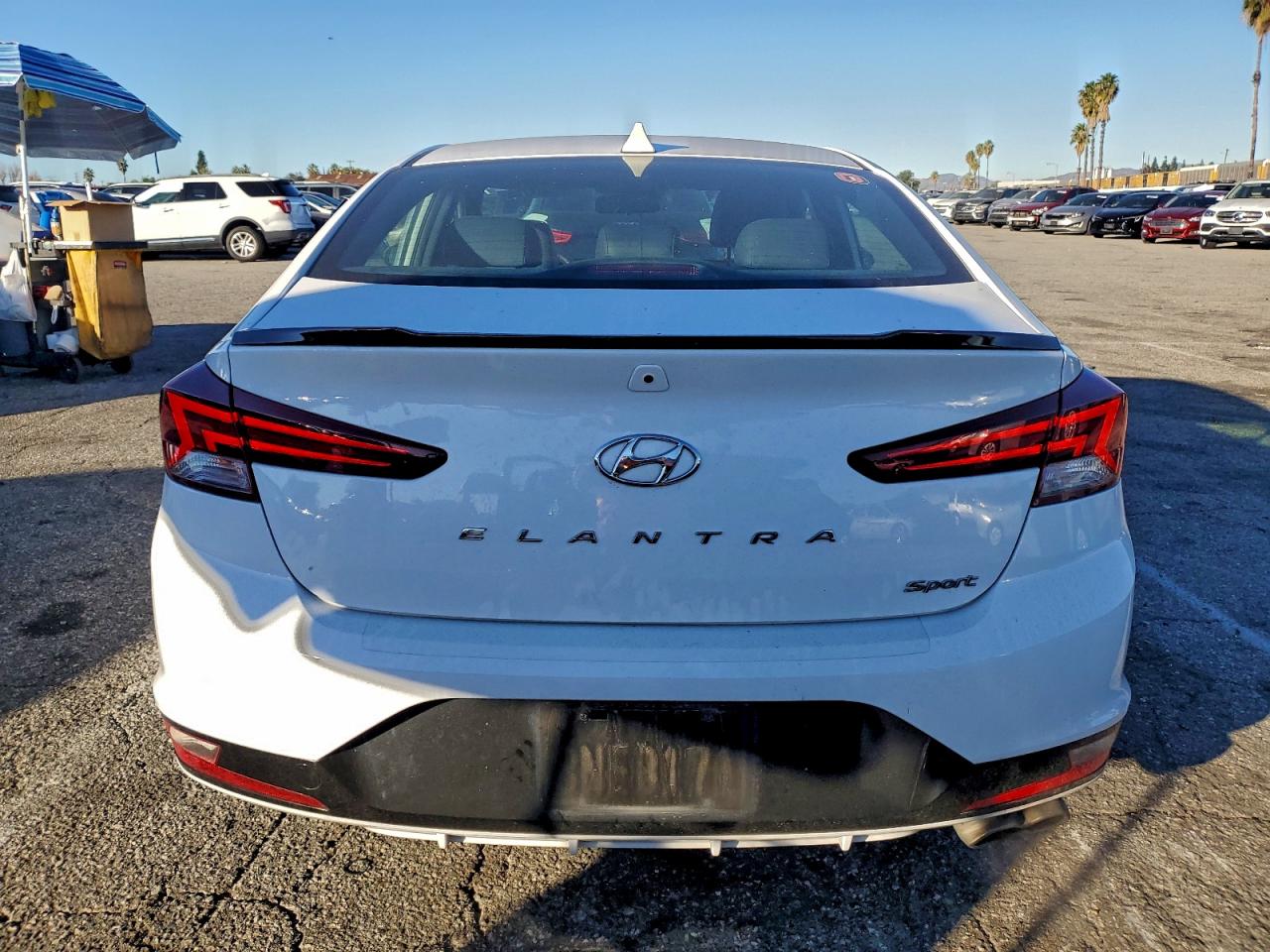 2020 HYUNDAI ELANTRA SPORT photo 6