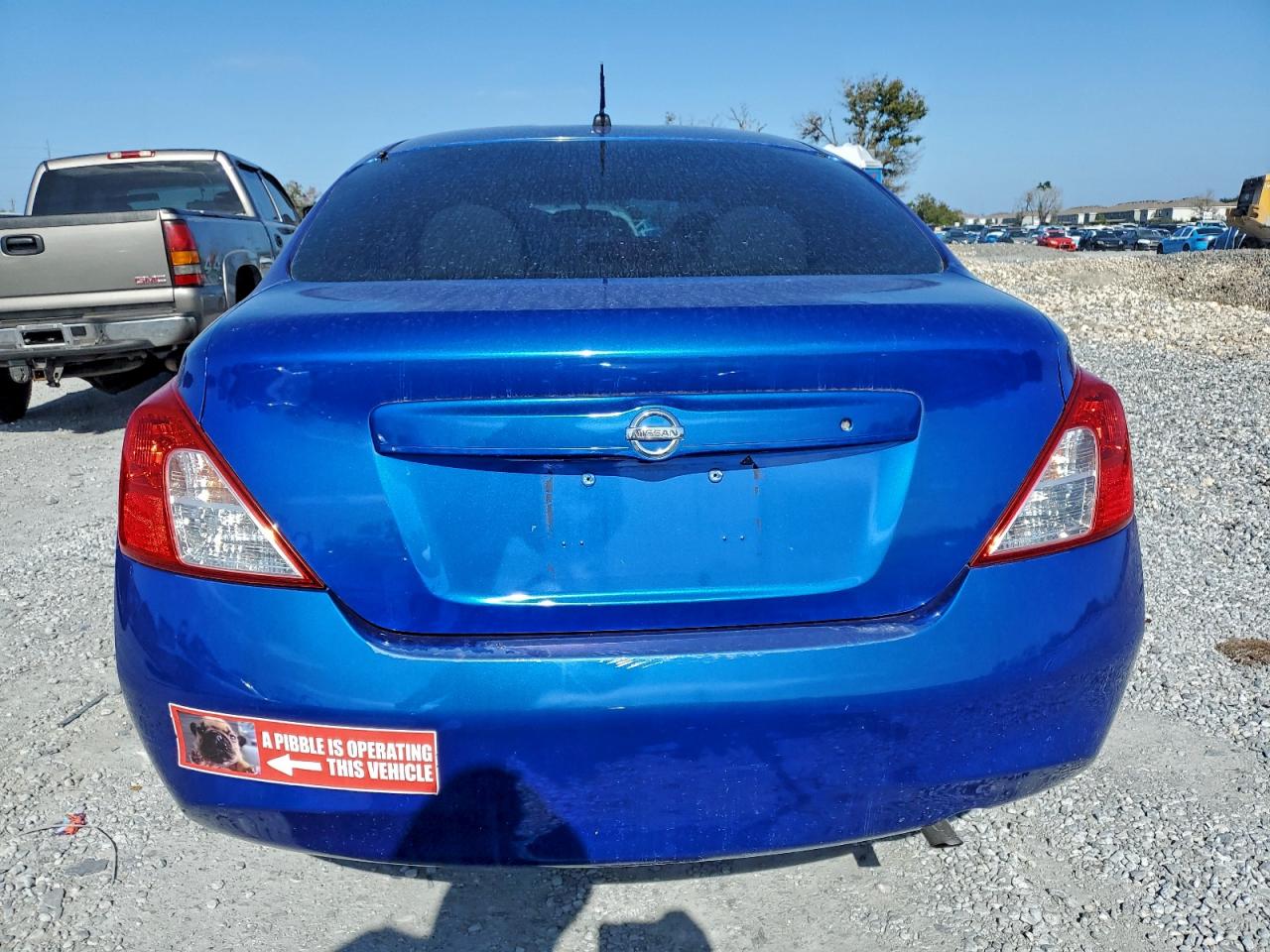 2012 NISSAN VERSA S photo 6