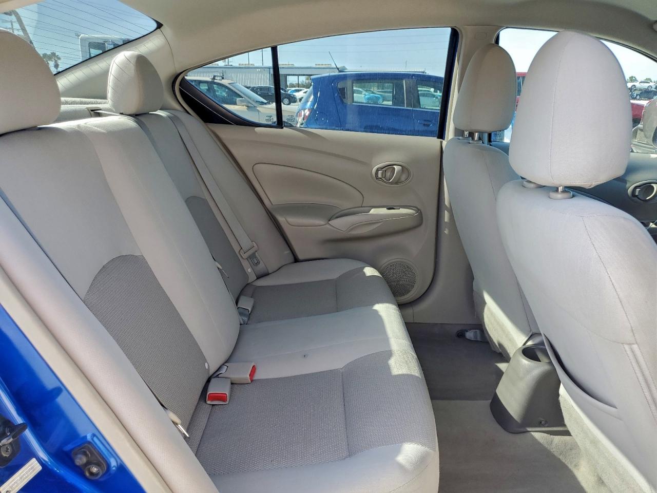 2012 NISSAN VERSA S photo 10