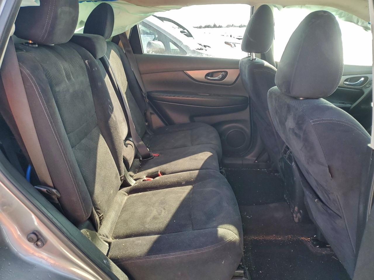2016 NISSAN ROGUE S photo 11