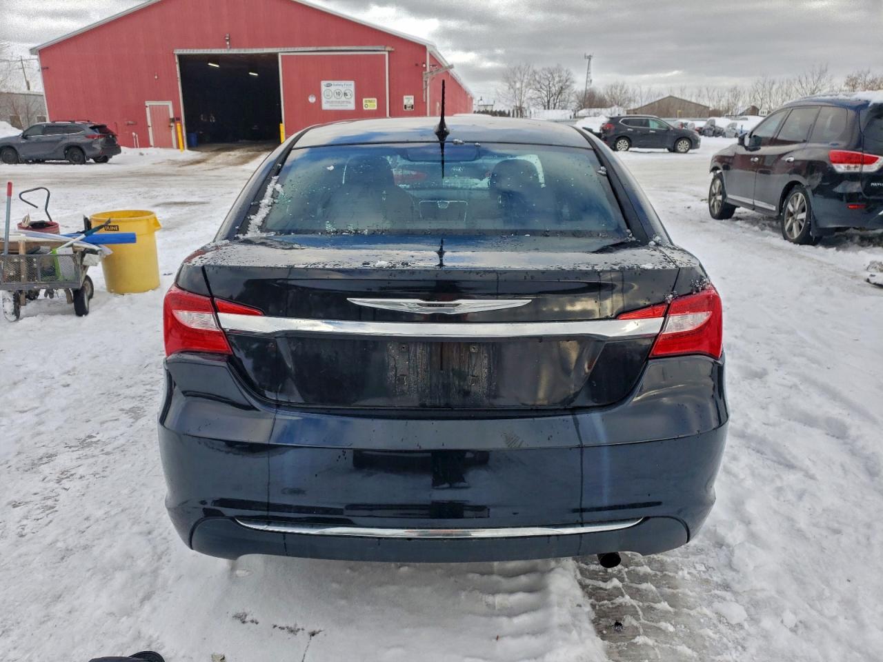 2013 CHRYSLER 200 LX photo 6