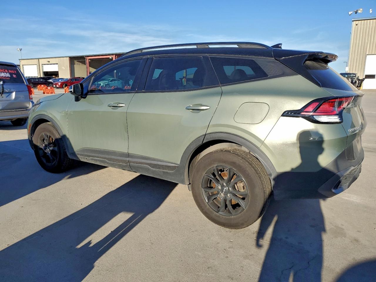 2023 KIA SPORTAGE X-PRO photo 2