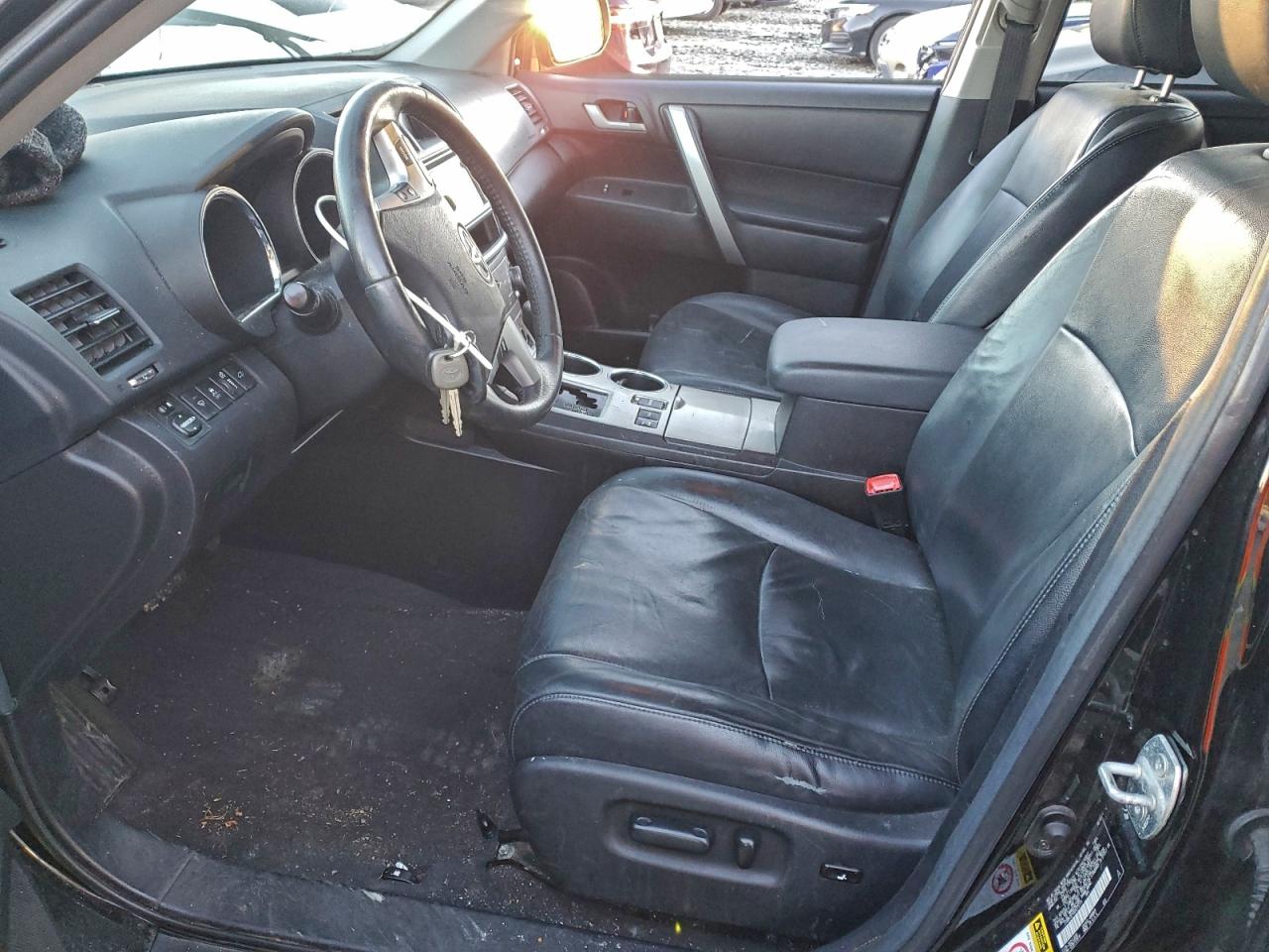 2013 TOYOTA HIGHLANDER BASE photo 7