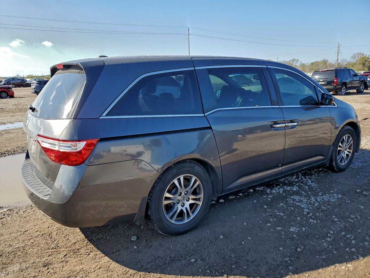 2013 HONDA ODYSSEY EXL photo 3