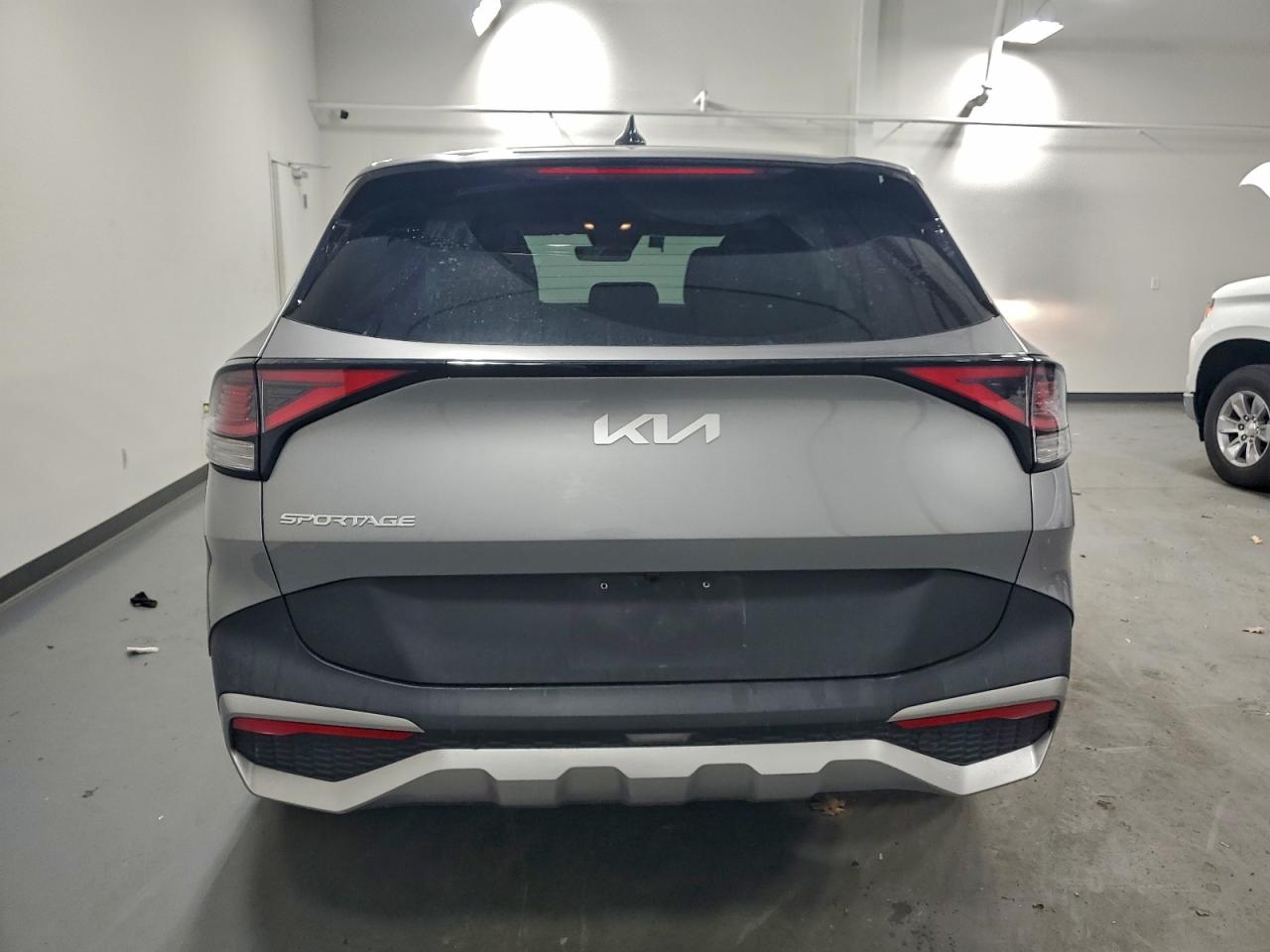 2025 KIA SPORTAGE LX photo 6