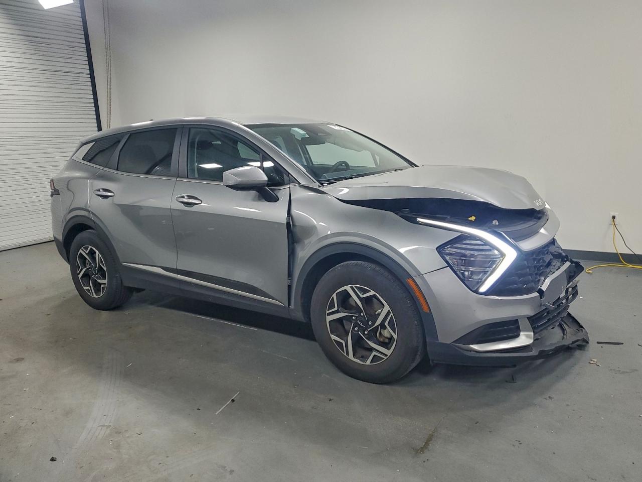 2025 KIA SPORTAGE LX photo 4