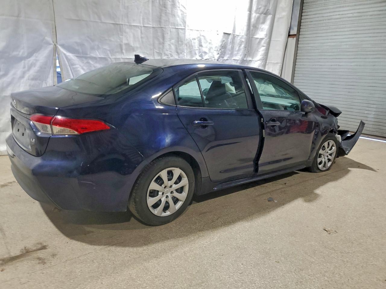 2024 TOYOTA COROLLA LE photo 3