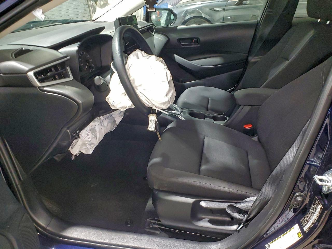 2024 TOYOTA COROLLA LE photo 7