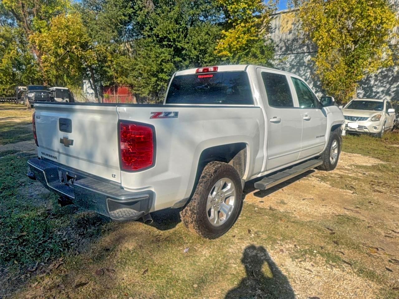 2015 CHEVROLET SILVERADO K1500 LT photo 4