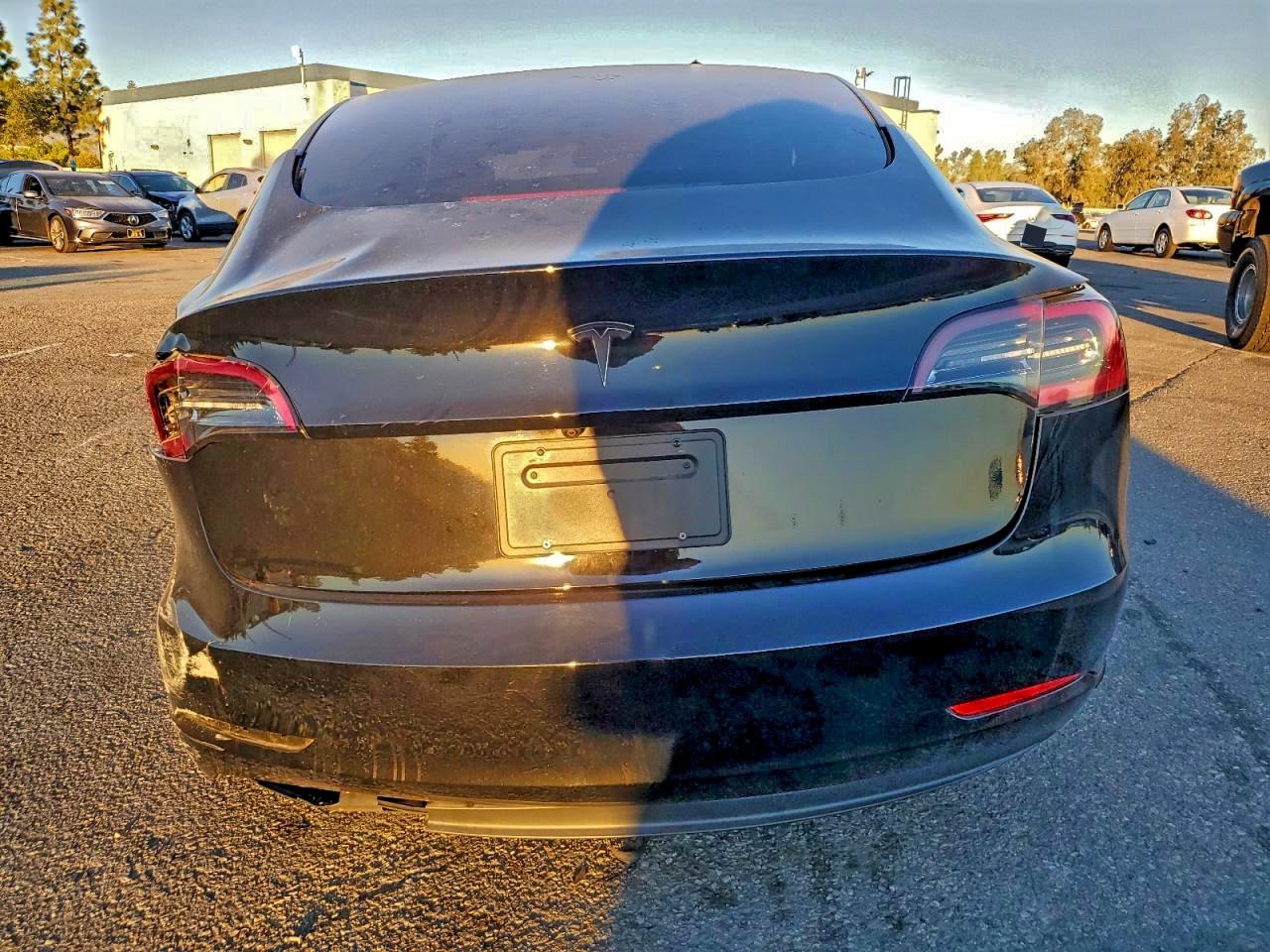 2023 TESLA MODEL 3 photo 16