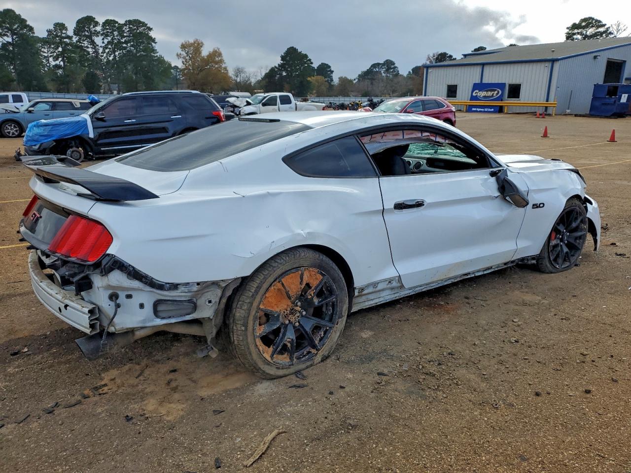 2017 FORD MUSTANG GT photo 3