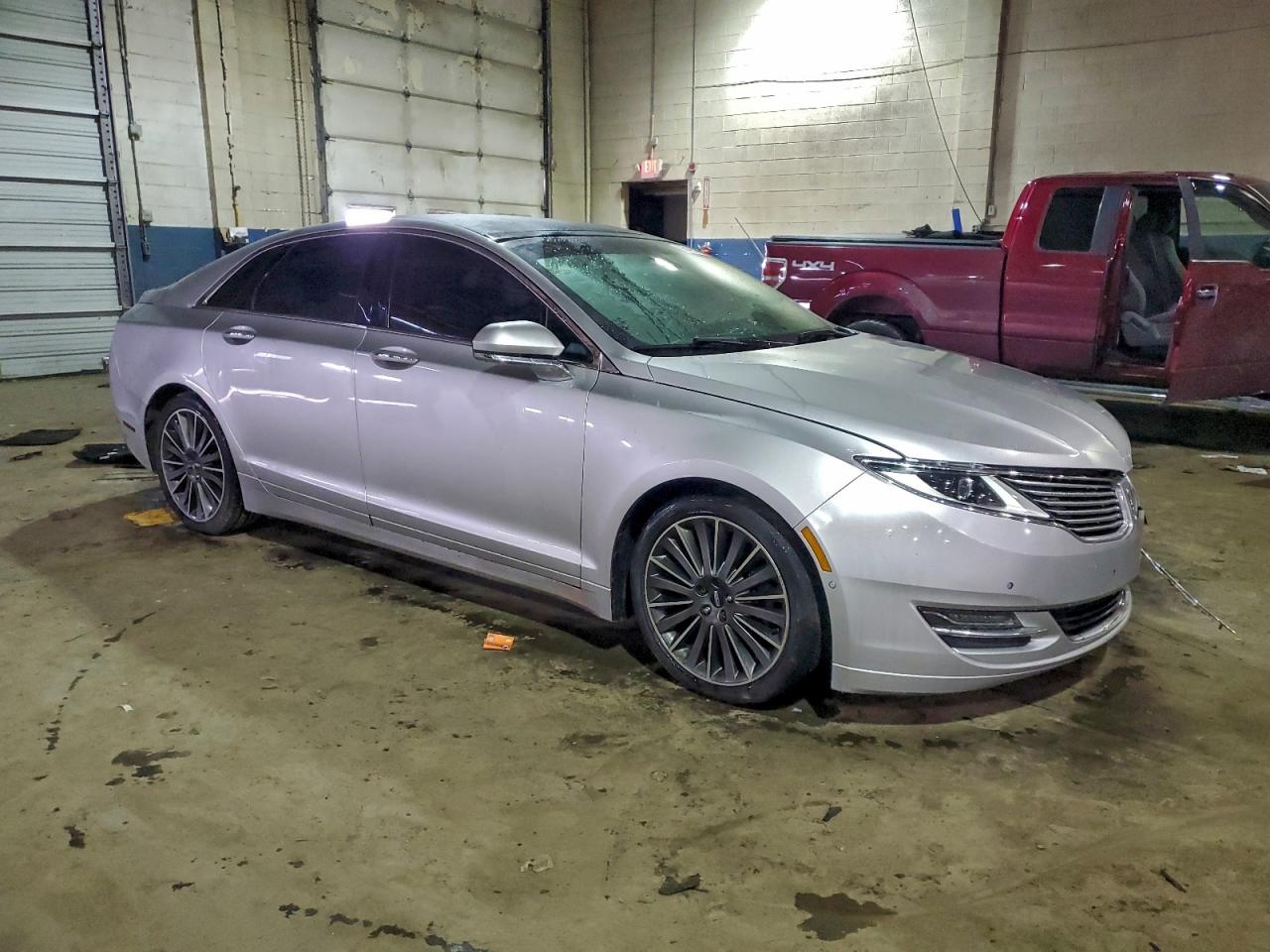 2016 LINCOLN MKZ photo 4