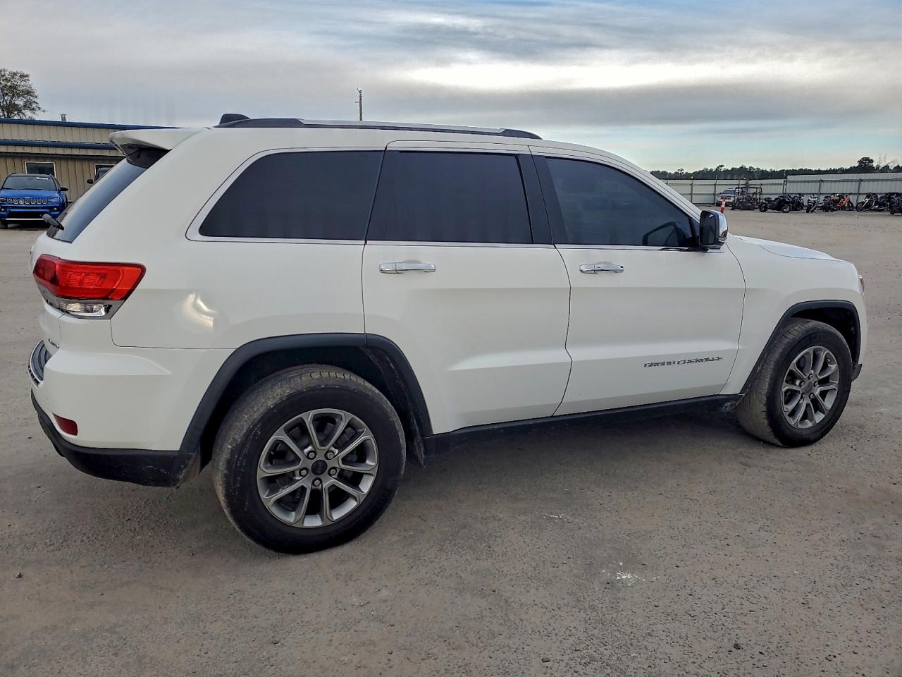 2015 JEEP GRAND CHEROKEE LIMITED photo 3