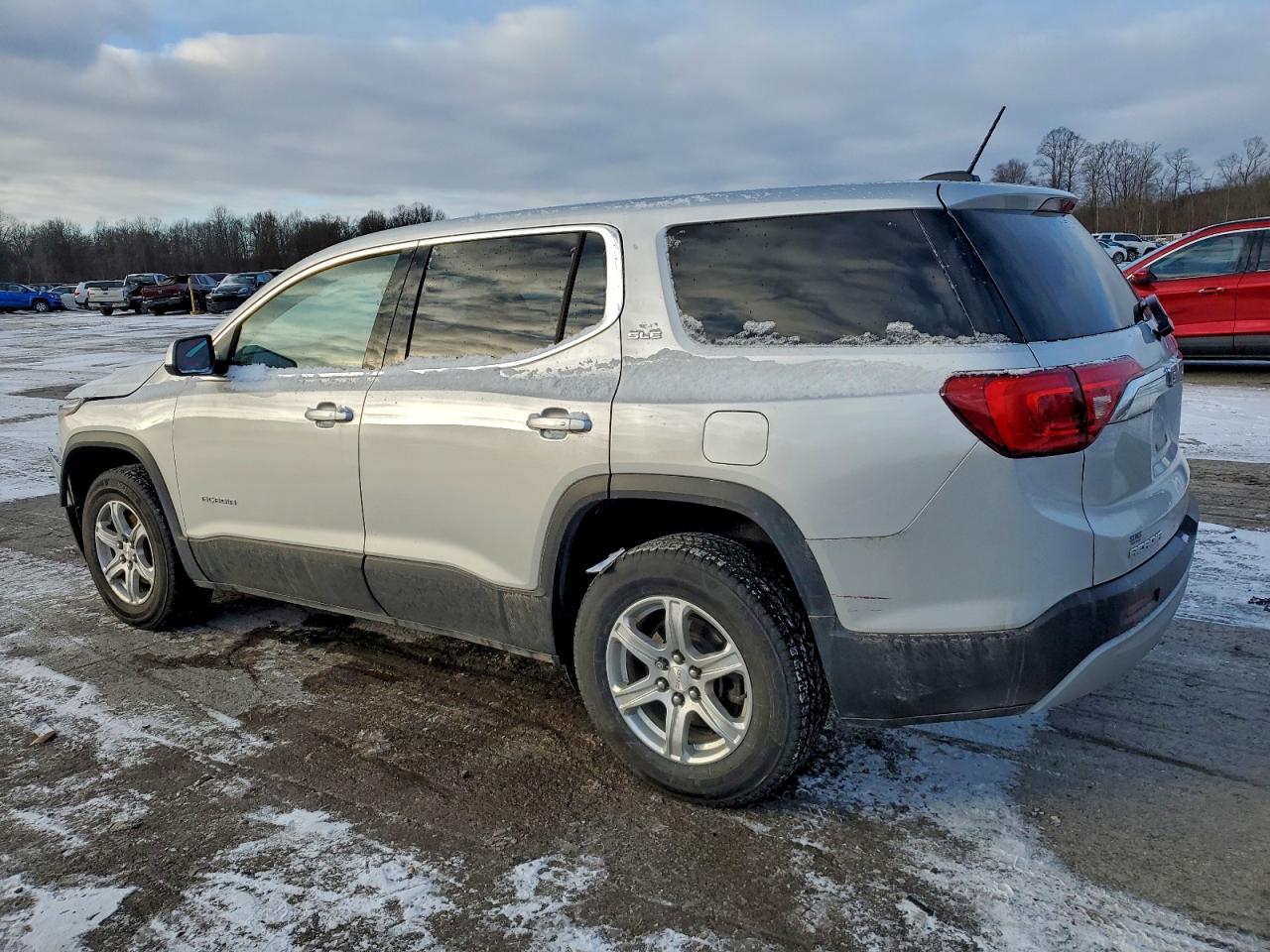 2019 GMC ACADIA SLE photo 2