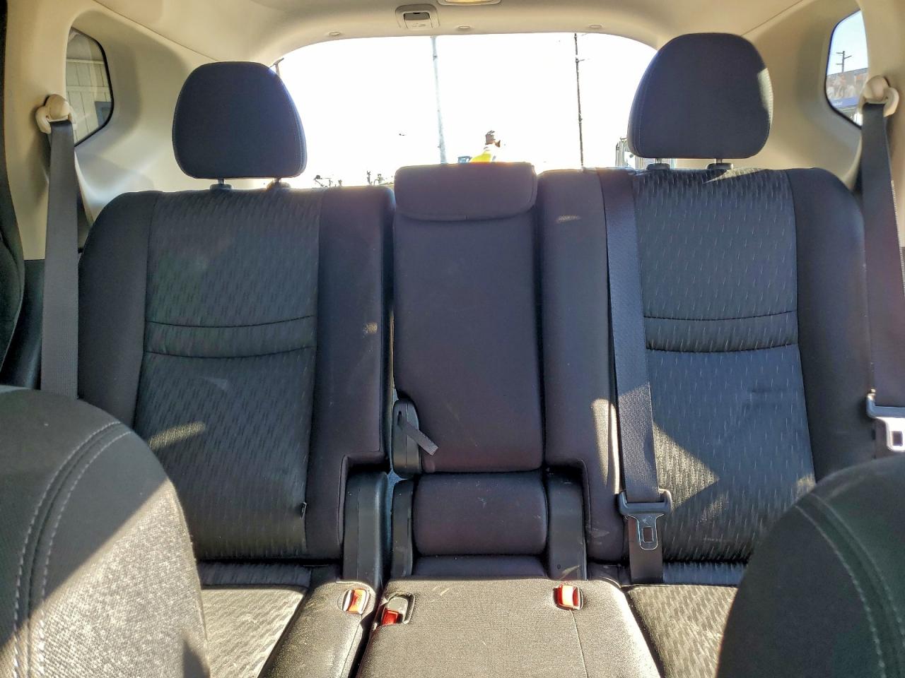 2019 NISSAN ROGUE S photo 19