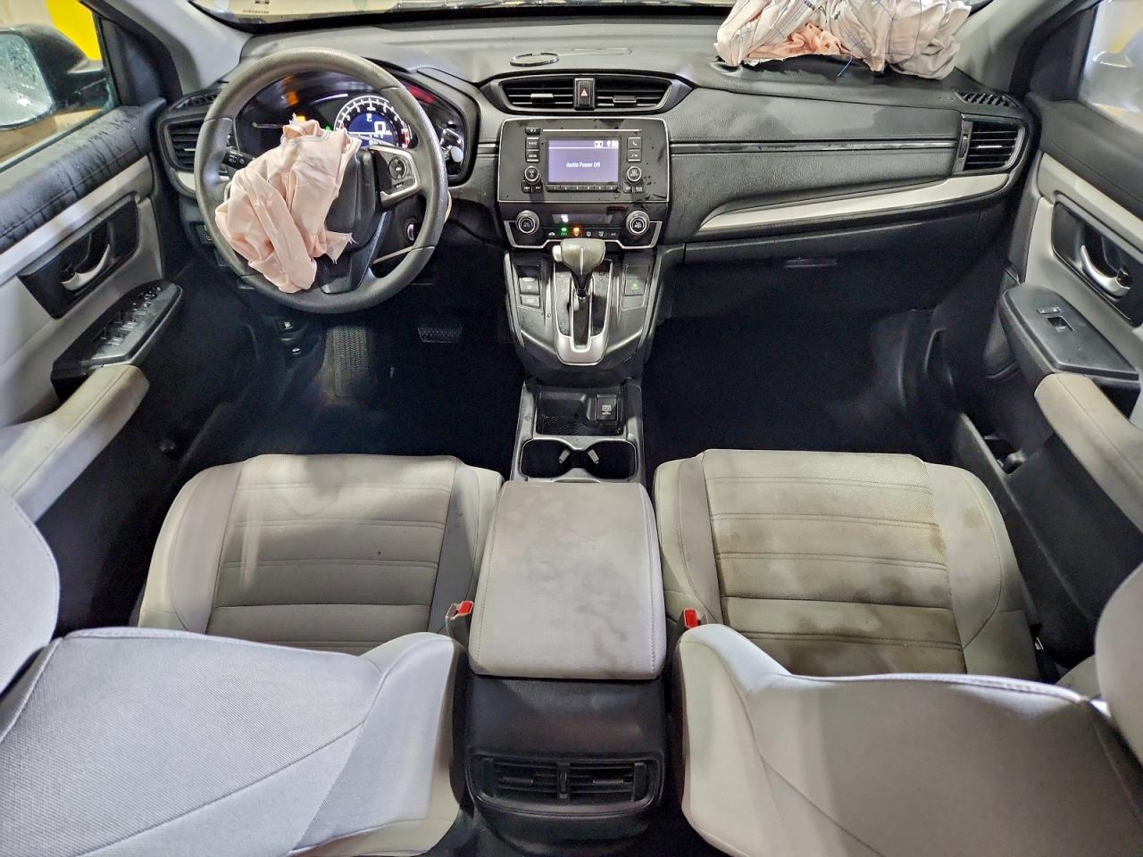 2017 HONDA CR-V LX photo 8