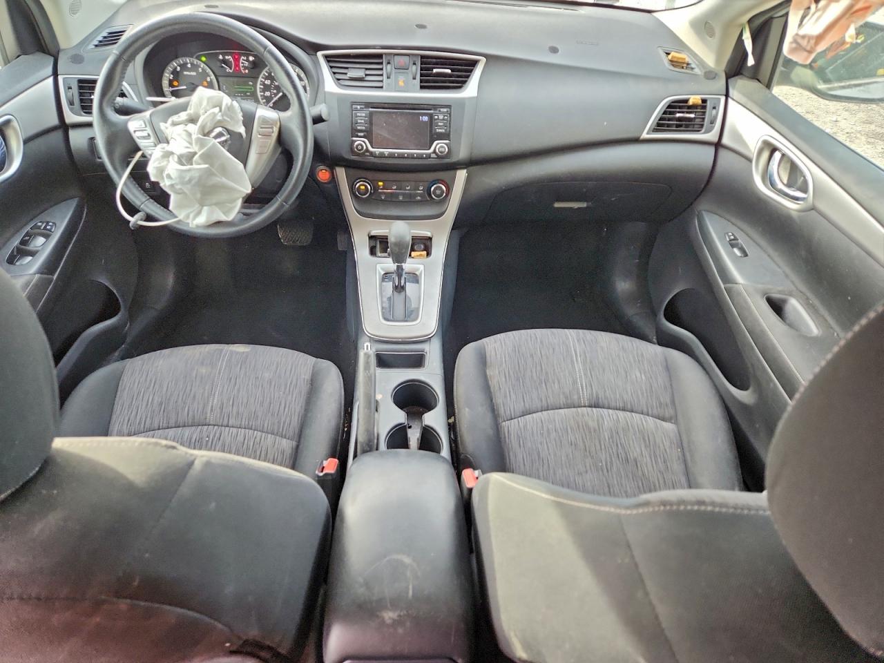 2015 NISSAN SENTRA S photo 8