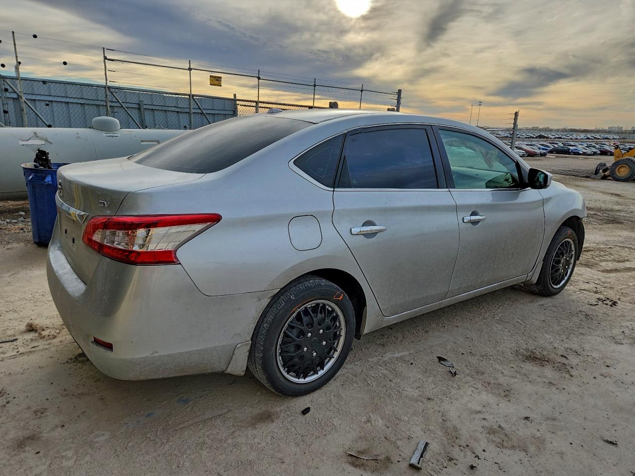 2015 NISSAN SENTRA S photo 3