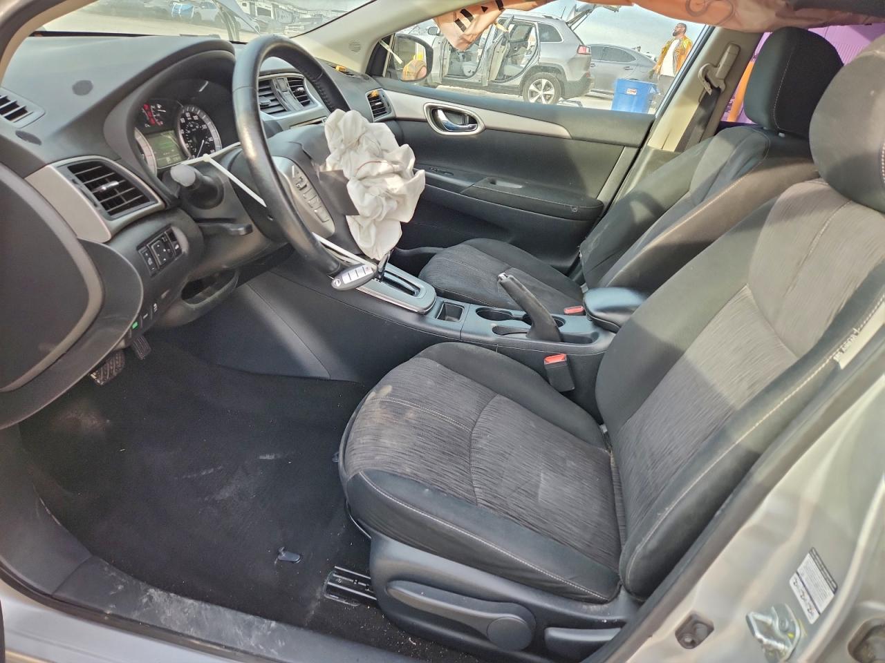 2015 NISSAN SENTRA S photo 7
