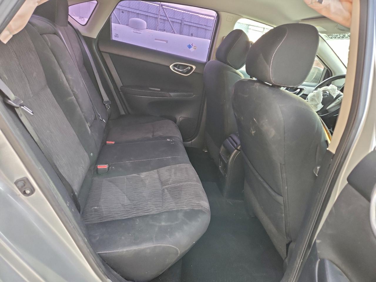2015 NISSAN SENTRA S photo 10