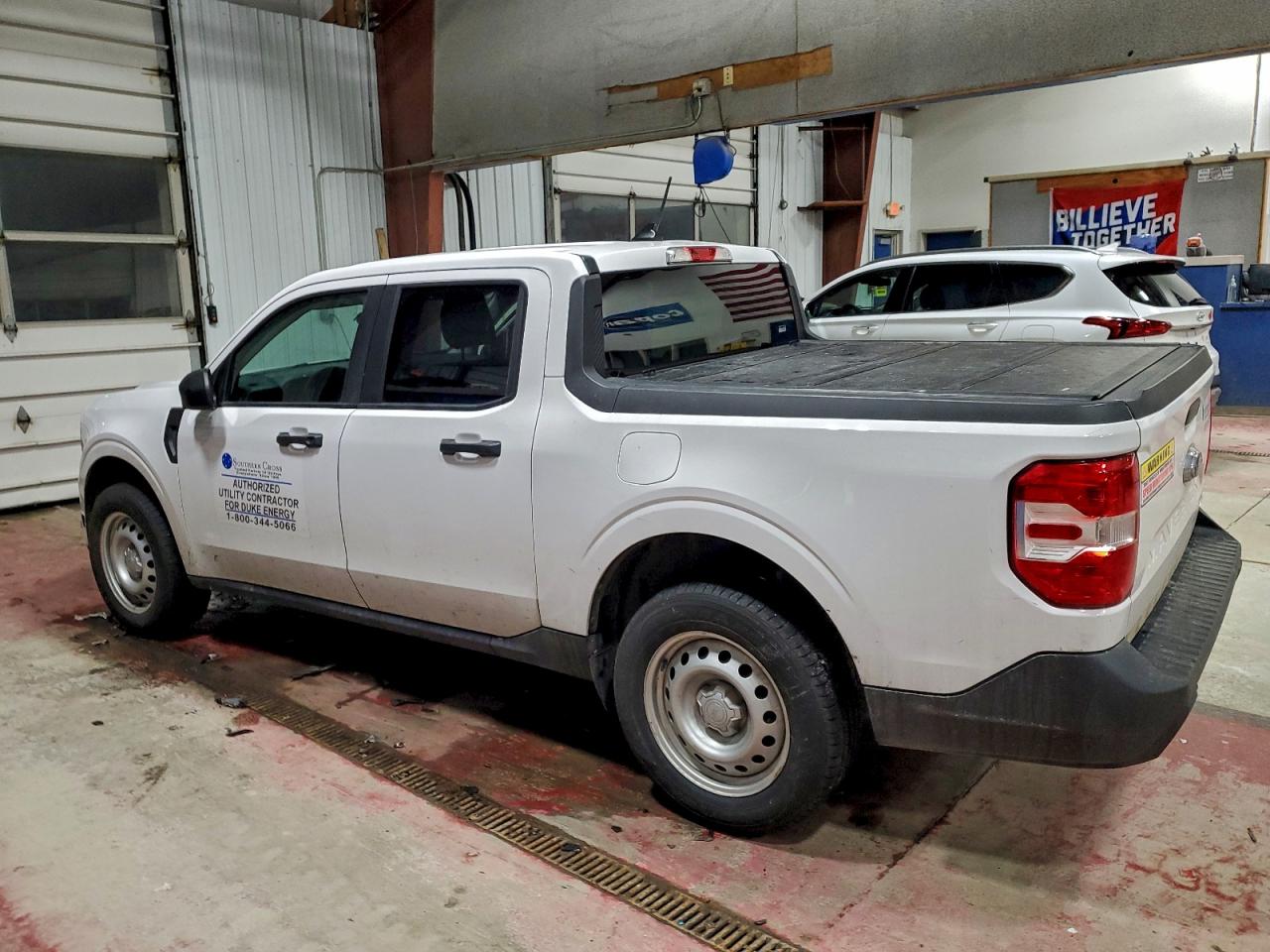 2023 FORD MAVERICK XL photo 3