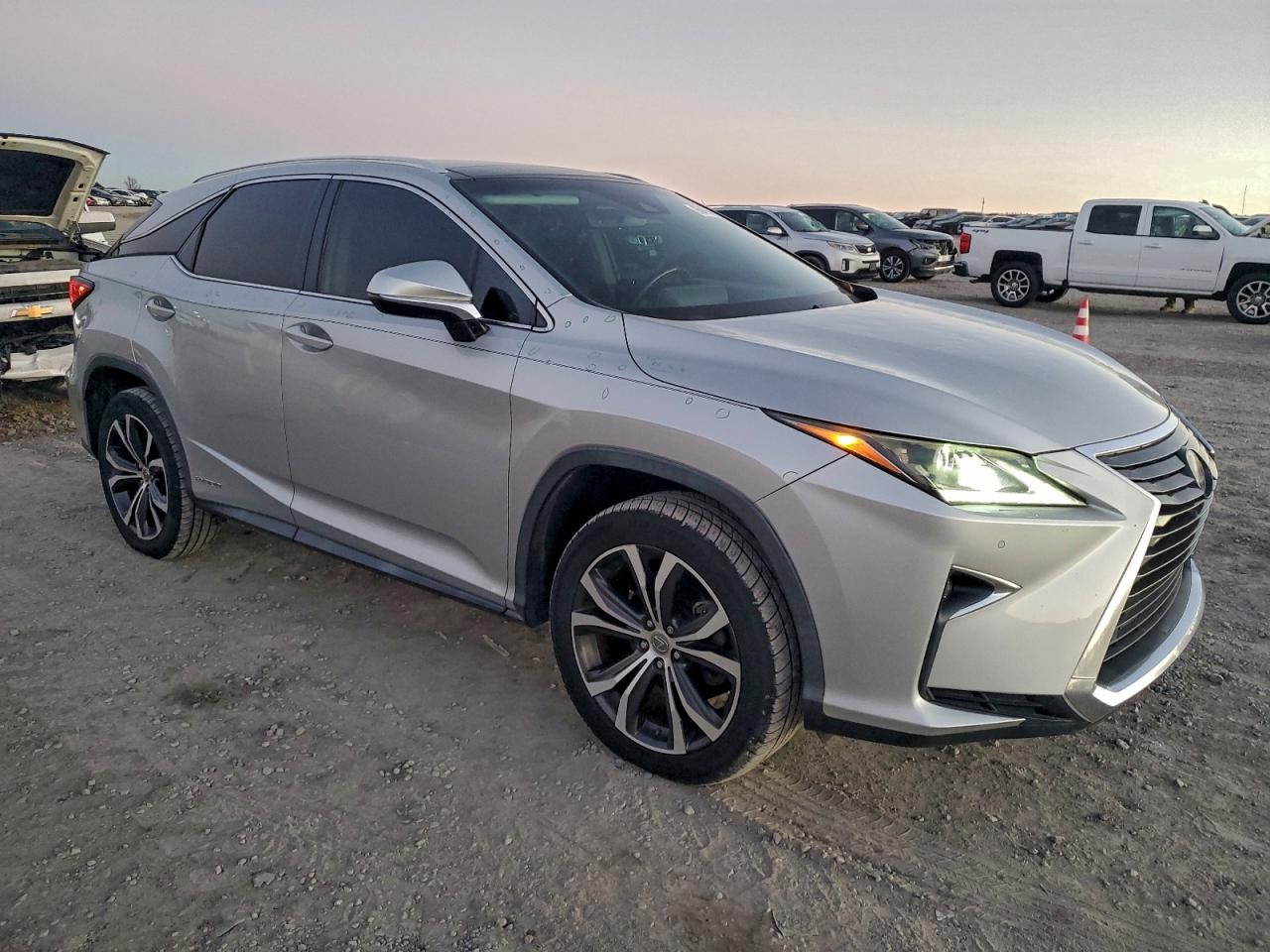 2016 LEXUS RX 450H BASE photo 4