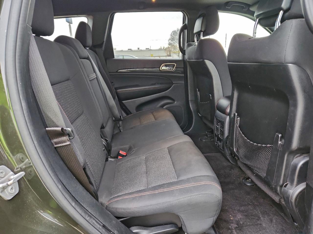 2016 JEEP GRAND CHEROKEE LAREDO photo 11