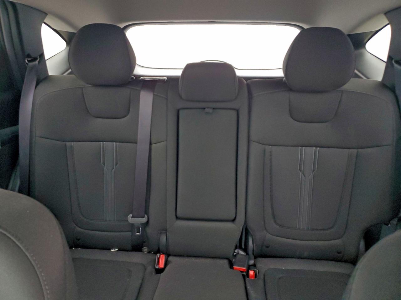 2025 HYUNDAI TUCSON SEL photo 10