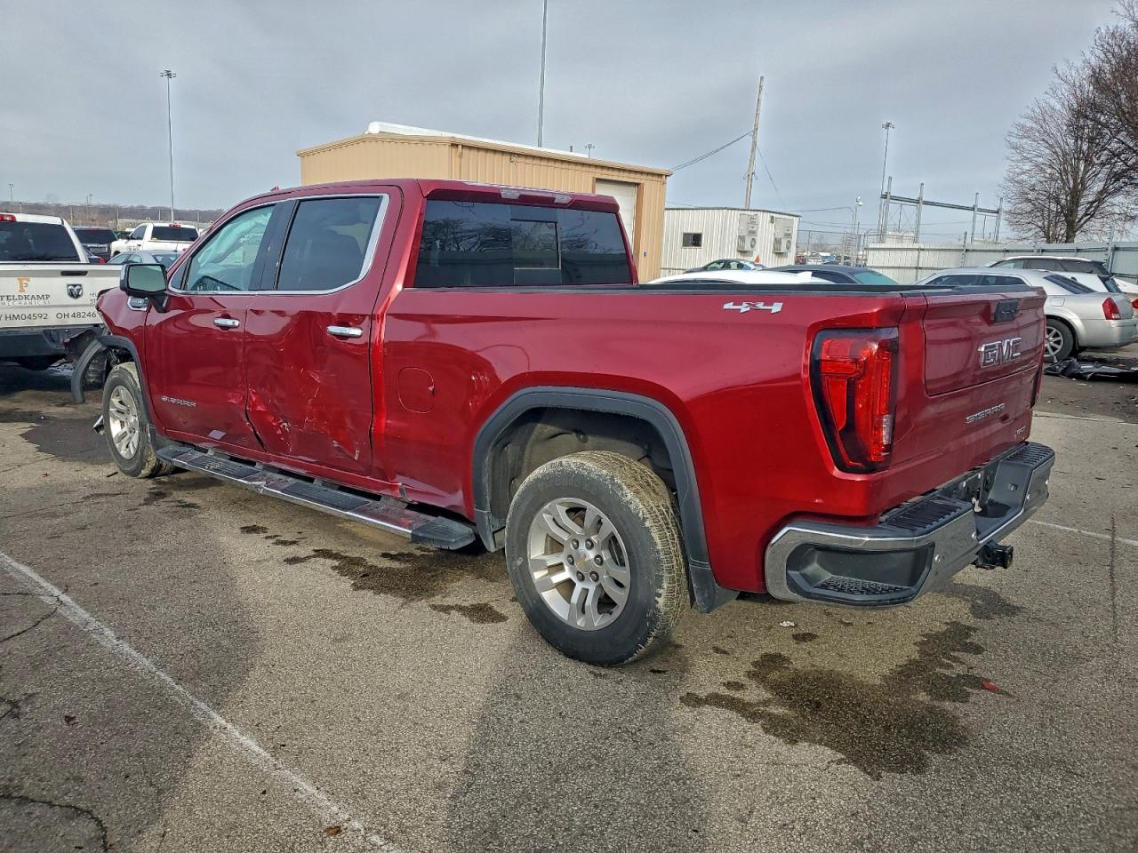 2019 GMC SIERRA K1500 SLT photo 2