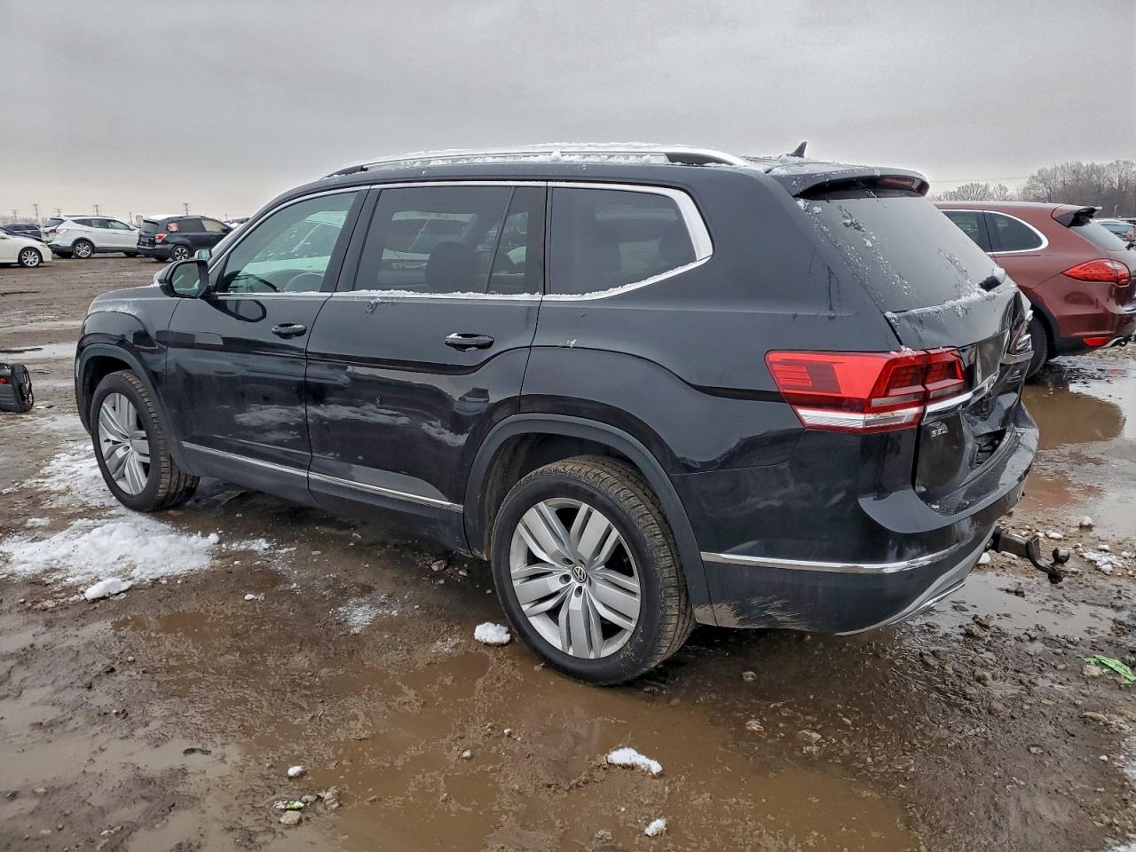 2018 VOLKSWAGEN ATLAS SEL PREMIUM photo 2