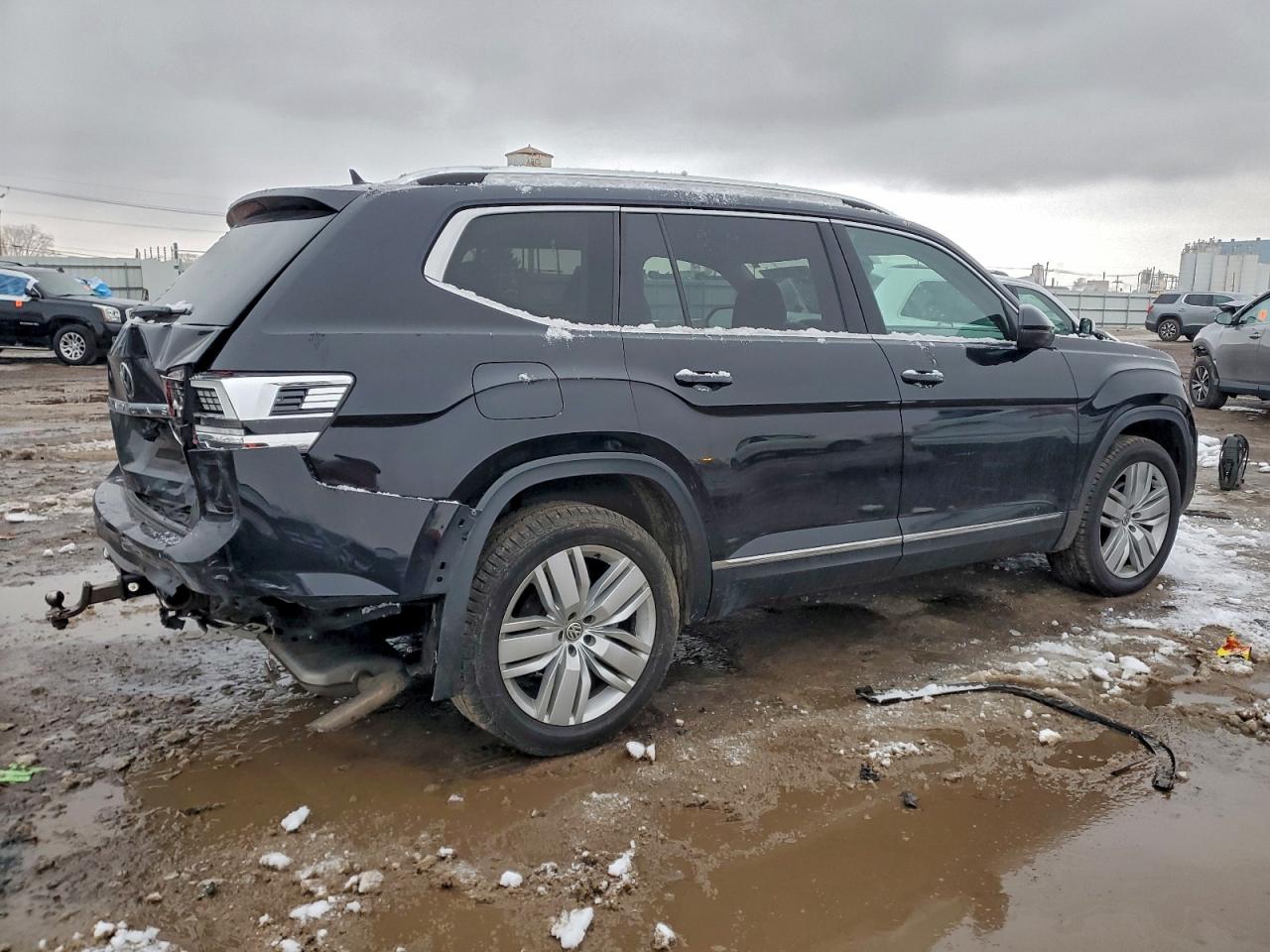 2018 VOLKSWAGEN ATLAS SEL PREMIUM photo 3