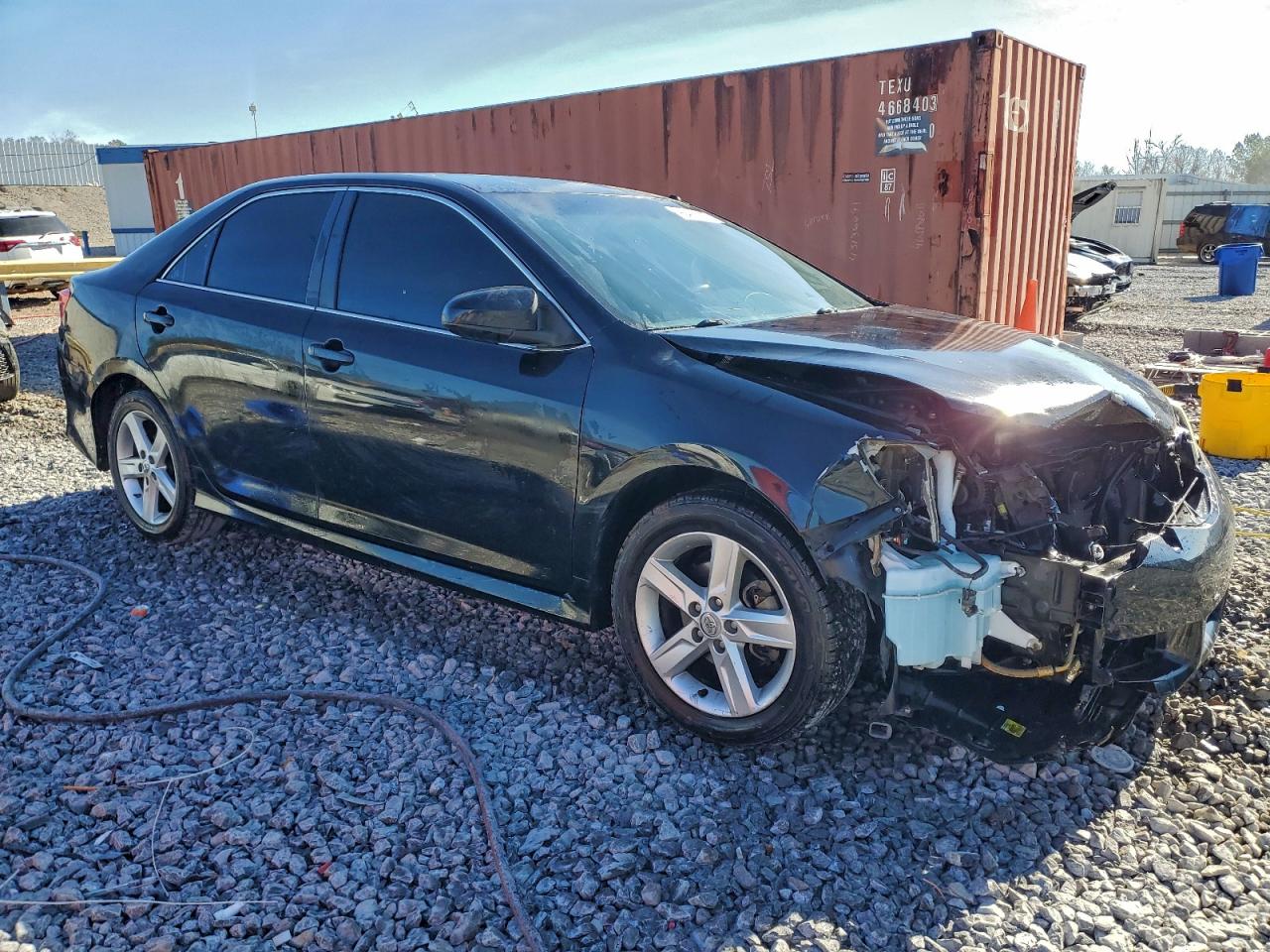 2014 TOYOTA CAMRY L photo 4
