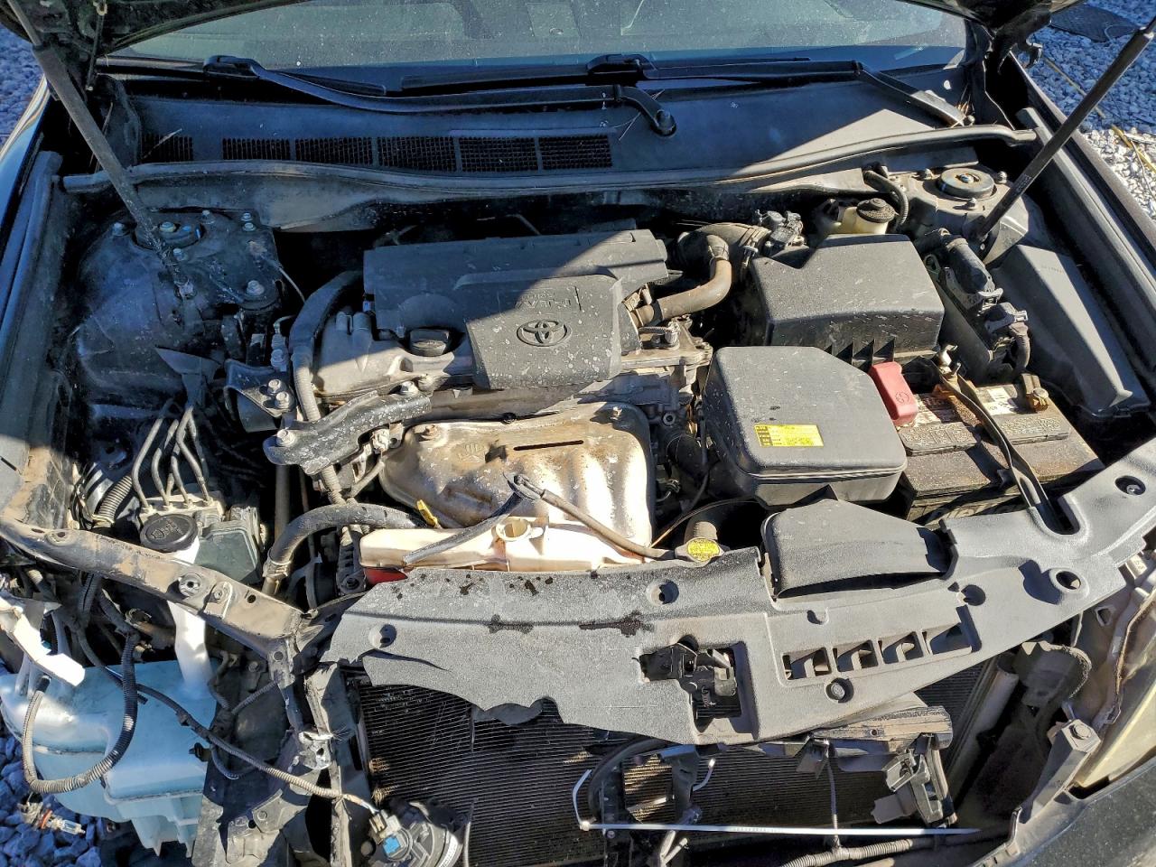 2014 TOYOTA CAMRY L photo 11