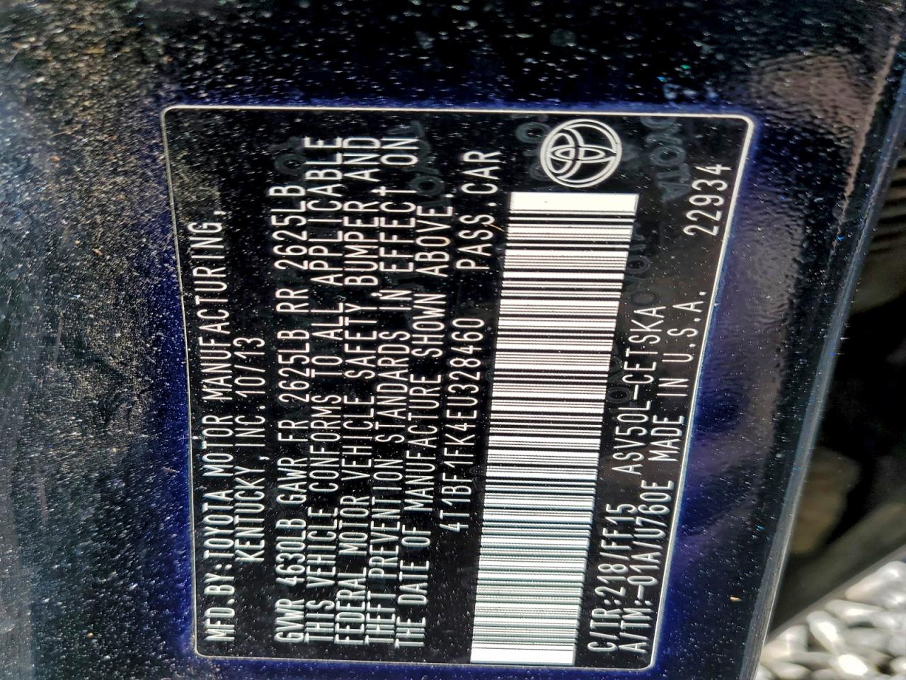 2014 TOYOTA CAMRY L photo 12