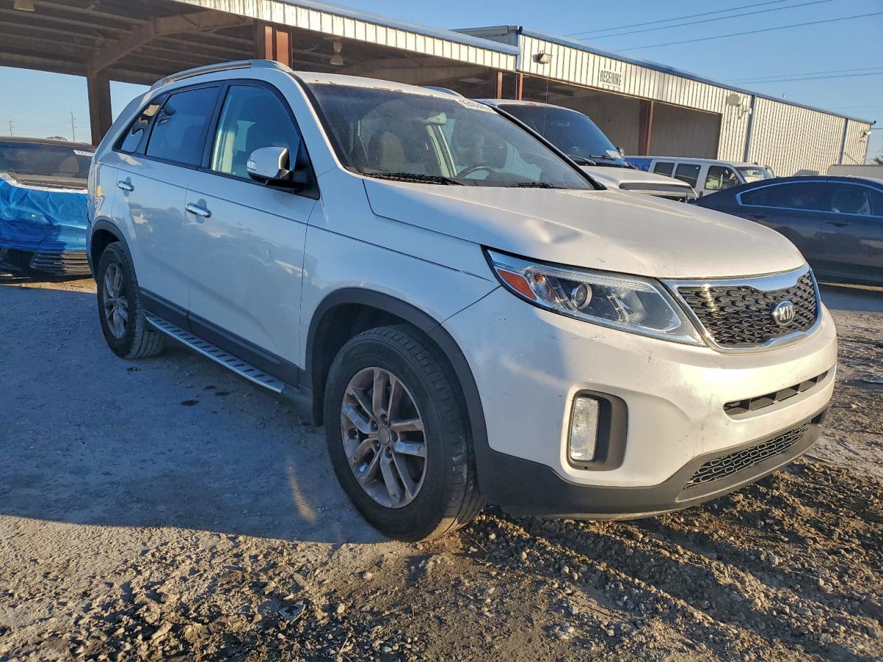 2015 KIA SORENTO LX photo 4