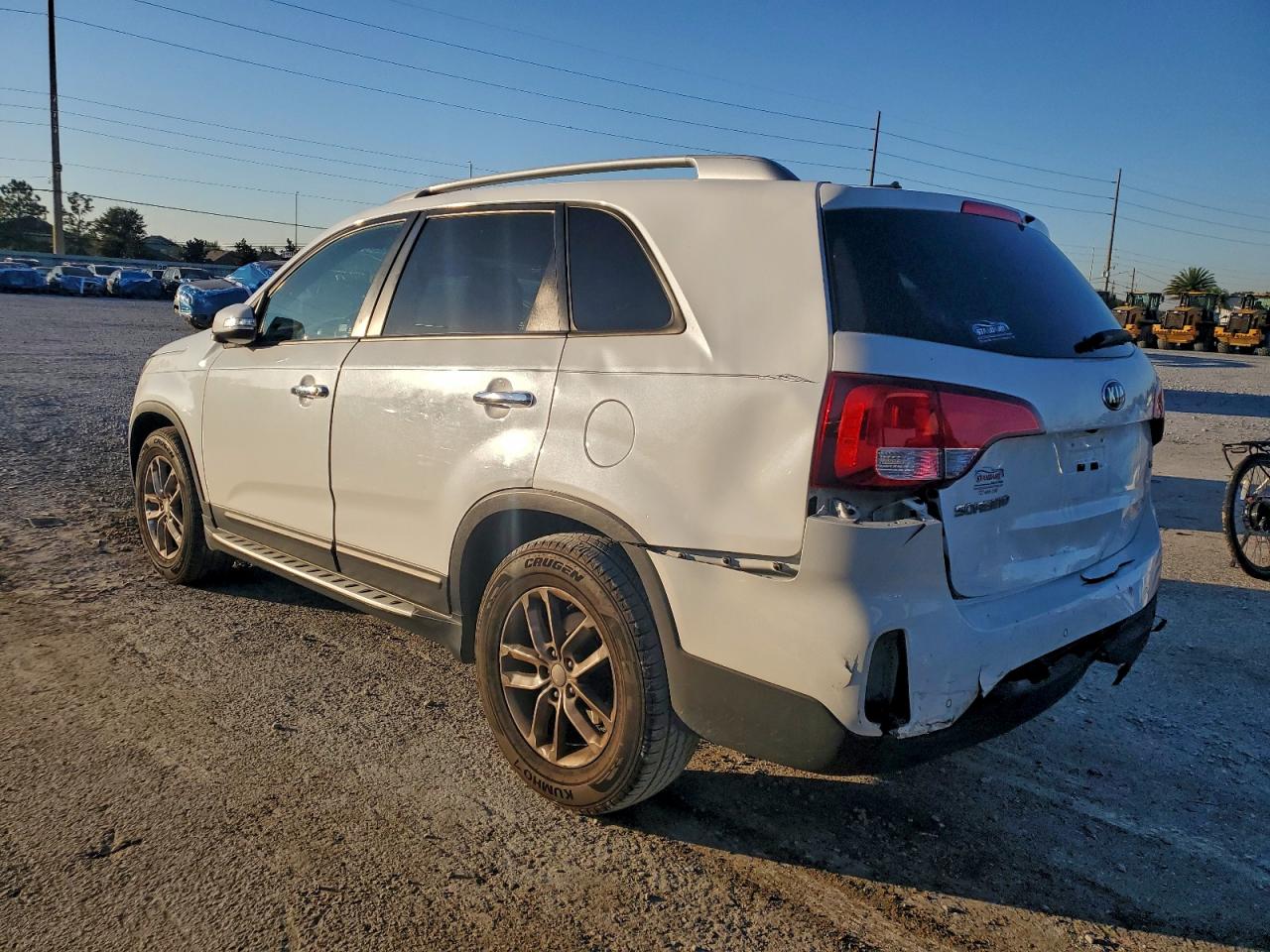 2015 KIA SORENTO LX photo 2