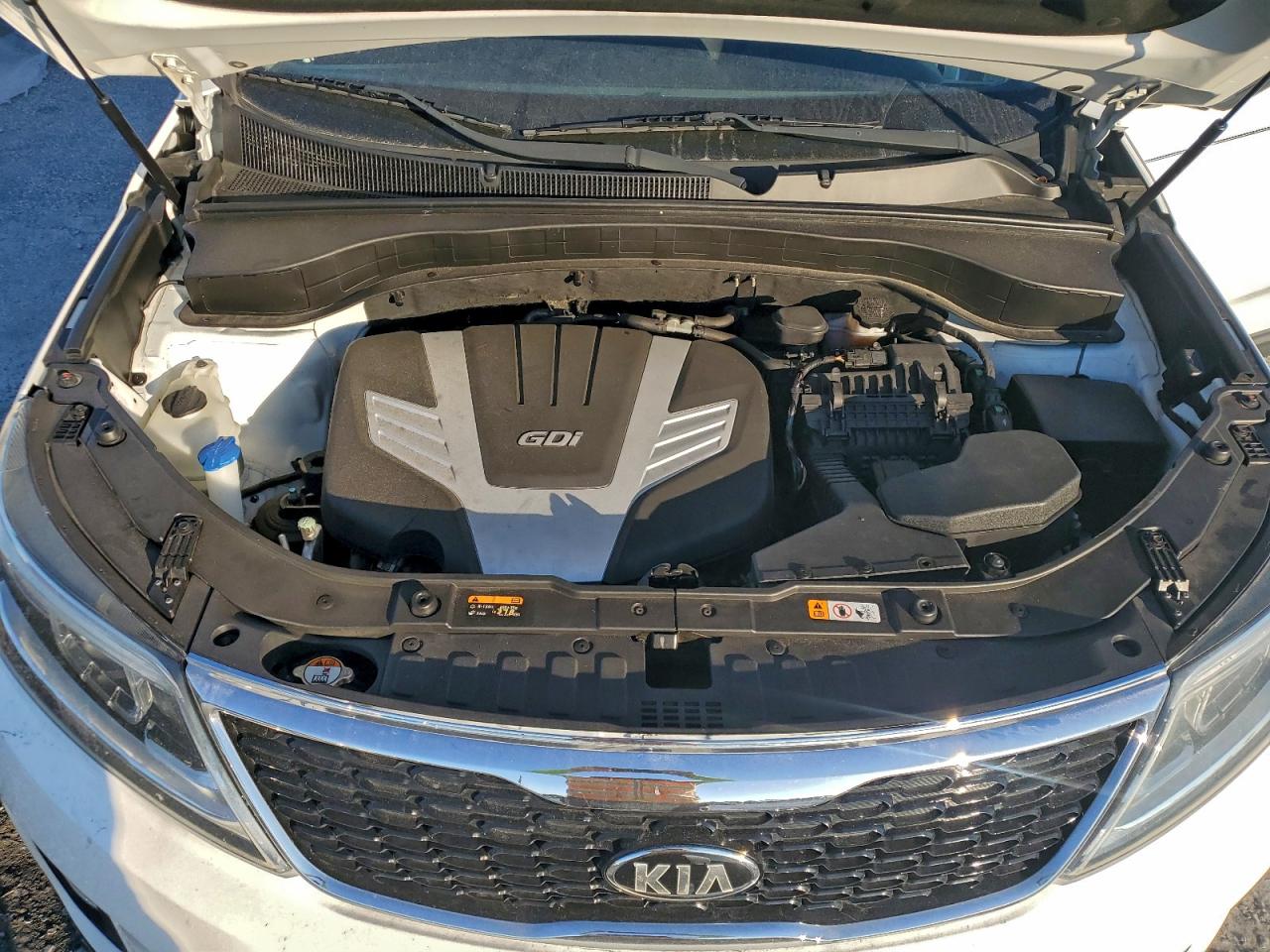 2015 KIA SORENTO LX photo 12