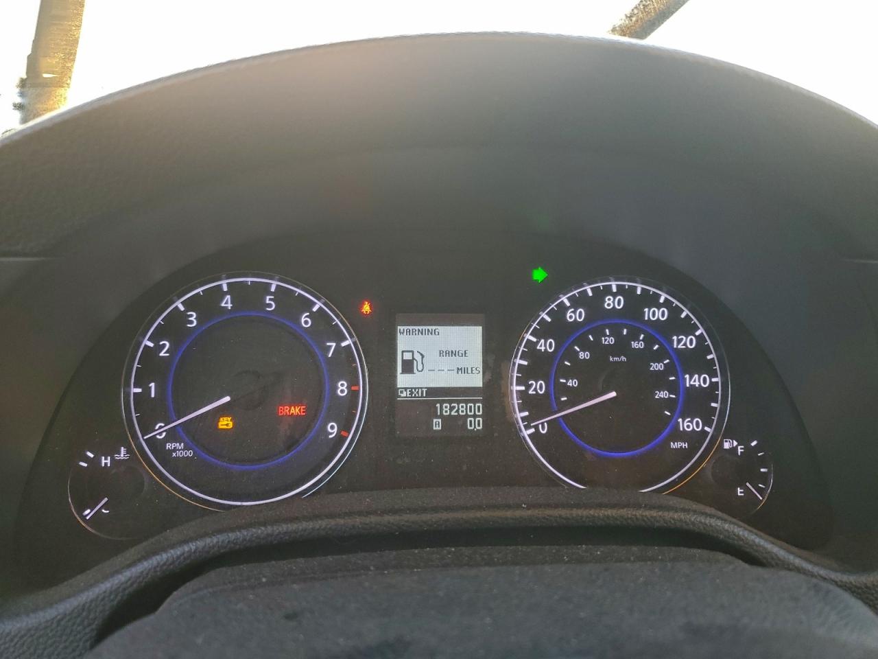 2010 INFINITI G37 BASE photo 17