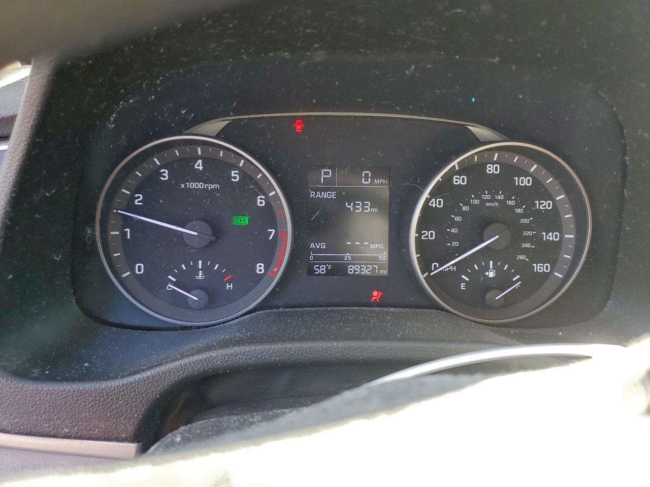 2018 HYUNDAI ELANTRA SE photo 9
