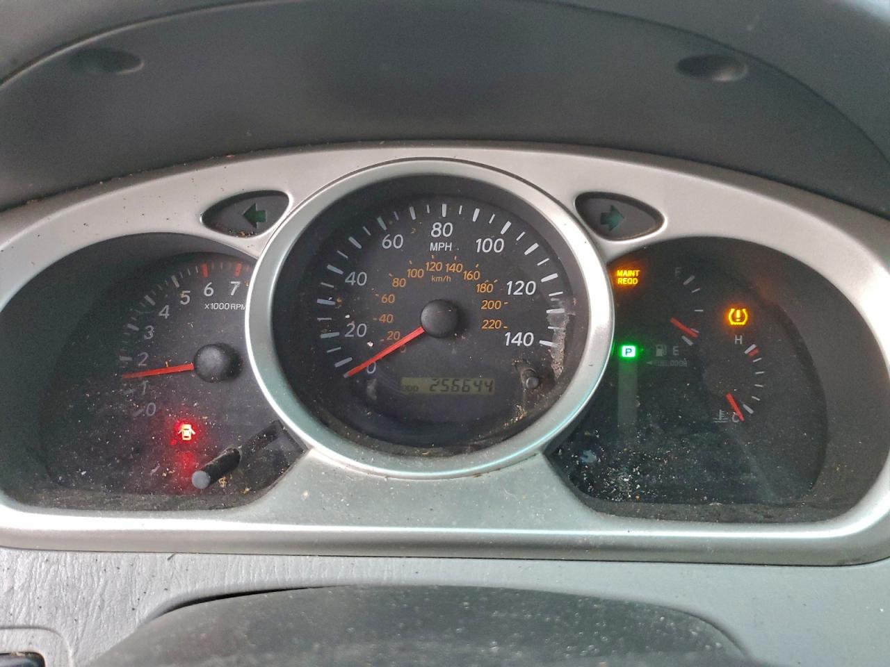 2006 TOYOTA HIGHLANDER LIMITED photo 9