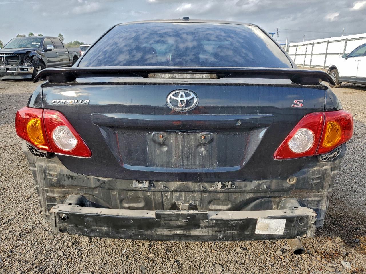 2010 TOYOTA COROLLA BASE photo 6