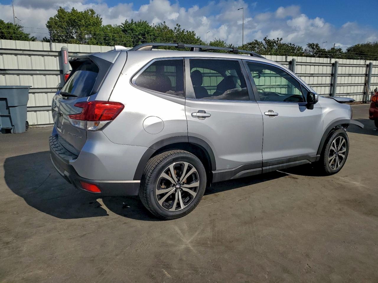 2020 SUBARU FORESTER LIMITED photo 3
