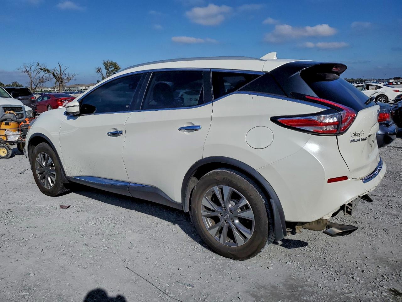 2017 NISSAN MURANO S photo 2