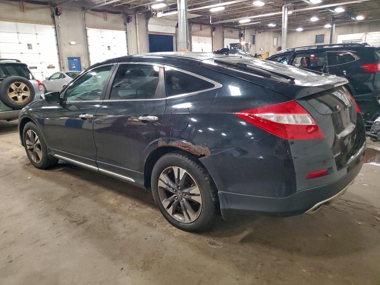 2013 HONDA CROSSTOUR EXL photo 2